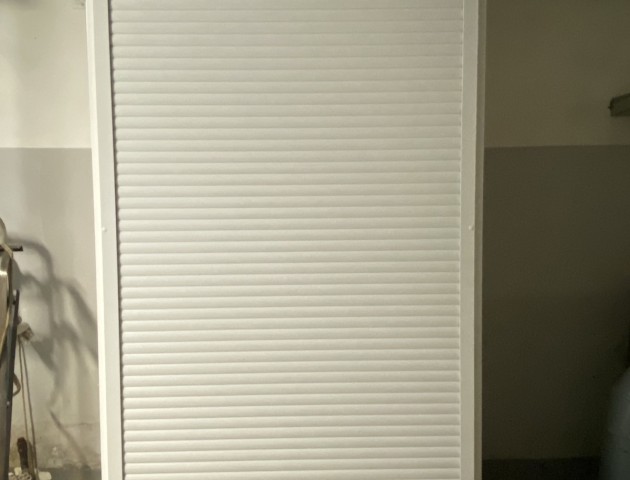 складской стеллаж с дверями жалюзи